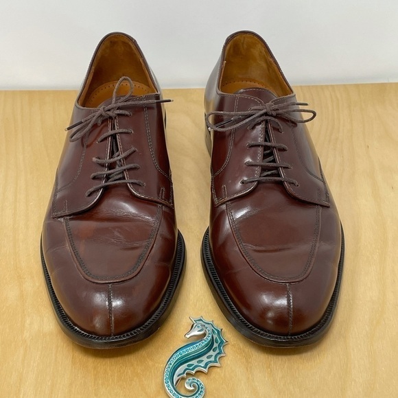 Cole Haan Mahogany Calhoun Split Toe Derby Shoe 9 - Picture 2 of 10